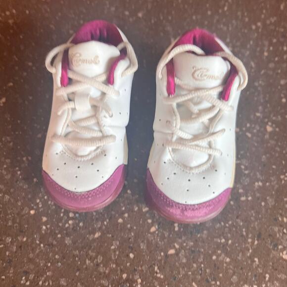 Nike Air Jordan Retro Cranberry & White Todder Size 5C Sneakers Kids Tennis shoe - Picture 2 of 8